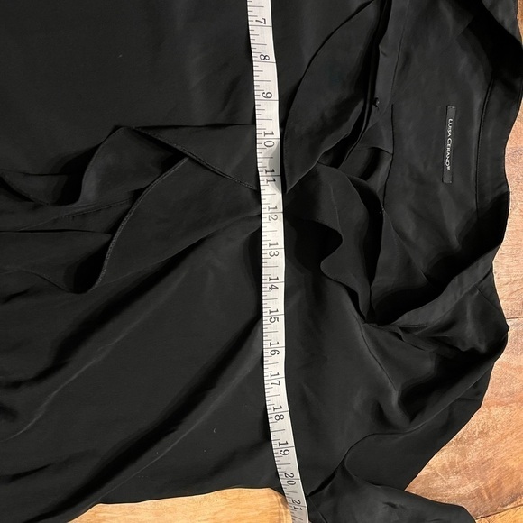 luisa CERANO
the heartbeat of fashion black bottom up shirt size 6 - Picture 7 of 9